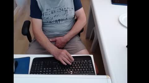 Snapshot of dutchpornking2 chatting on 07.28.26 dutchpornking2 online show from 07.28.26