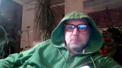 dutchtaurus72 online show from 02.07.26