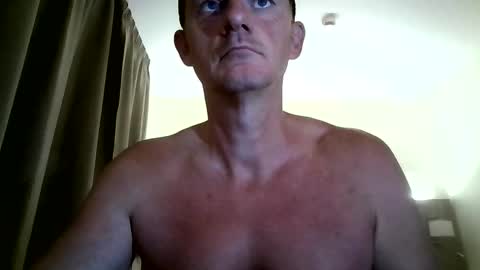 Snapshot of dutchwanker123 chatting on 02.14.25 dutchwanker123 online show from 02.14.25