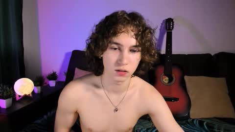 Georg and Max online show from 11.14.25