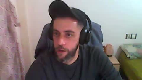 Snapshot of dvdvlc29 chatting on 12.03.25 david online show from 12.03.25