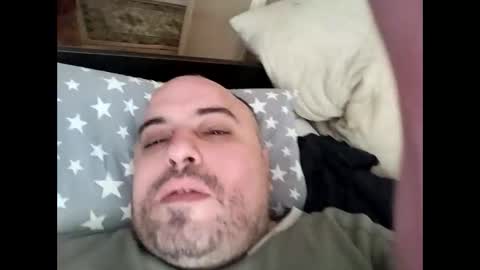 Snapshot of dwizziz chatting on 05.15.26 Ivan online show from 05.15.26