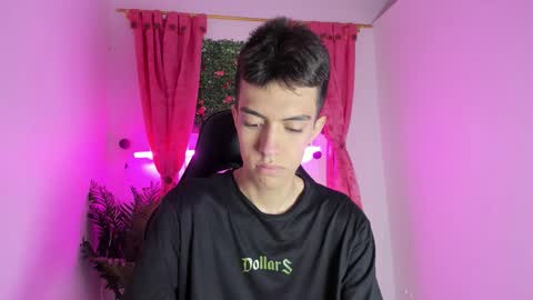 Snapshot of dylan_2005 chatting on 09.13.25 Dylan online show from 09.13.25