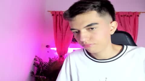 Snapshot of dylan_2005 chatting on 09.23.25 Dylan online show from 09.23.25