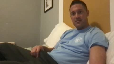 Snapshot of dylan_thick chatting on 02.20.25 Dylans ThicK online show from 02.20.25