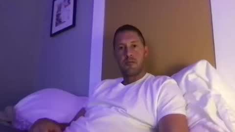 Snapshot of dylan_thick chatting on 10.15.25 Dylans ThicK online show from 10.15.25