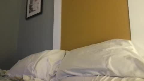 Snapshot of dylan_thick chatting on 12.19.25 Dylans ThicK online show from 12.19.25