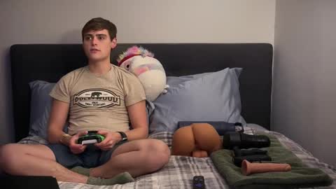 Snapshot of dylanfruits chatting on 12.03.25 dylanfruits online show from 12.03.25