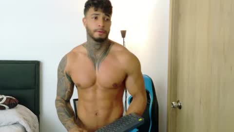 Snapshot of dylanrivera_ chatting on 08.06.26 Dylan Rivera online show from 08.06.26