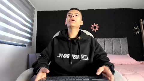 dylanroyce_ online show from 03.28.26