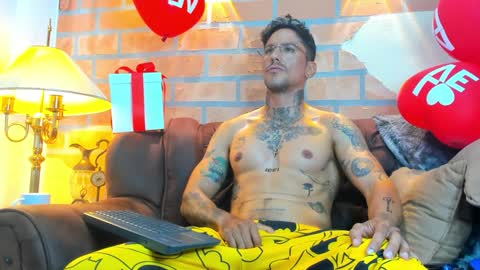 D Y L A N online show from 02.06.25