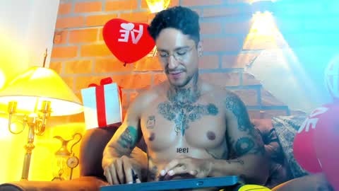 D Y L A N online show from 02.06.25