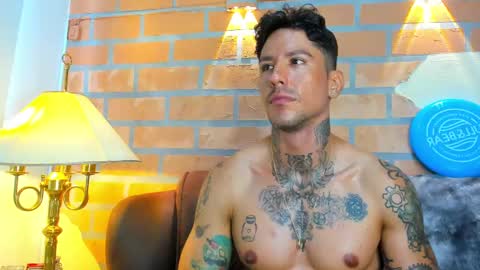 D Y L A N online show from 02.20.25