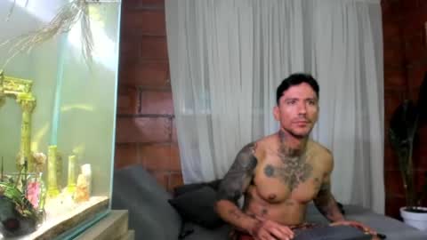 Snapshot of dylanstonne1 chatting on 05.11.26 D Y L A N online show from 05.11.26