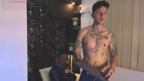 Snapshot of dylanstonne1 chatting on 06.15.26 D Y L A N online show from 06.15.26