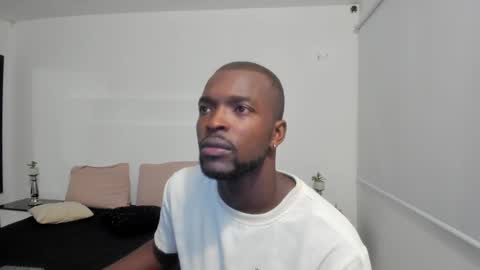 Snapshot of dylantaylor_1 chatting on 01.01.25 Dylan Taylor online show from 01.01.25
