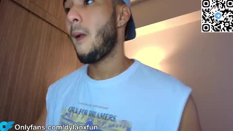 Snapshot of dylanxfun chatting on 09.09.25 dylanxfun online show from 09.09.25