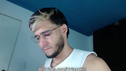 Snapshot of dylanxfun chatting on 03.26.26 dylanxfun online show from 03.26.26