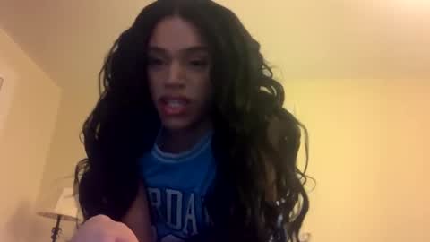 Snapshot of dynasty313 chatting on 12.22.24 Dynasty online show from 12.22.24