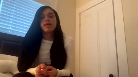 Snapshot of dynasty313 chatting on 02.05.25 Dynasty online show from 02.05.25