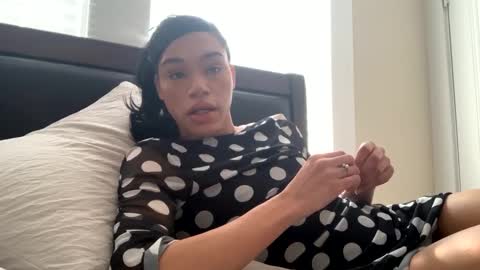 Snapshot of dynasty313 chatting on 02.19.25 Dynasty online show from 02.19.25