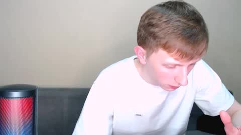 Snapshot of dyrinda chatting on 02.10.26 Julia and Dima online show from 02.10.26