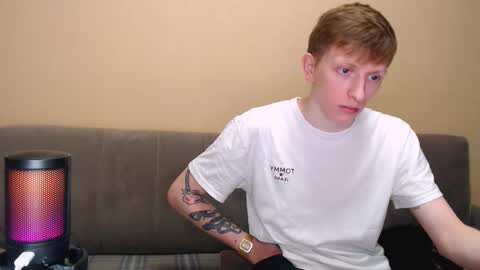 Snapshot of dyrinda chatting on 02.19.26 Julia and Dima online show from 02.19.26