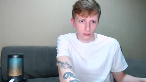 Snapshot of dyrinda chatting on 02.22.26 Julia and Dima online show from 02.22.26