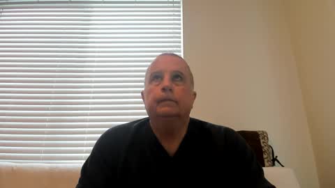 Snapshot of e_rectiom chatting on 02.08.25 Mr Wonderful online show from 02.08.25