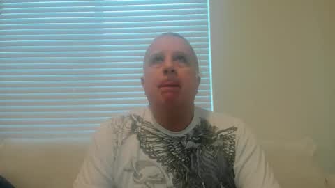 Snapshot of e_rectiom chatting on 01.08.26 Mr Wonderful online show from 01.08.26