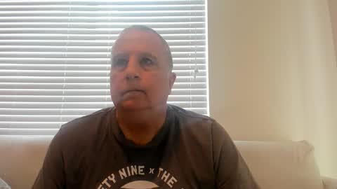 Snapshot of e_rectiom chatting on 03.26.26 Mr Wonderful online show from 03.26.26