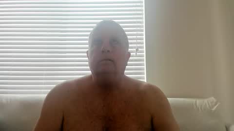 Snapshot of e_rectiom chatting on 04.30.26 Mr Wonderful online show from 04.30.26