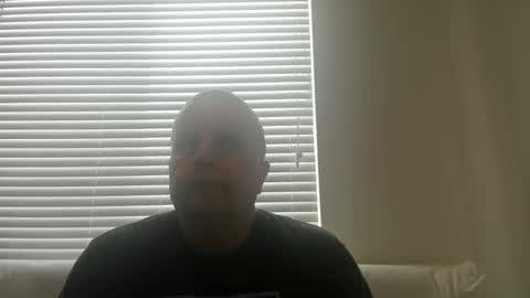 Snapshot of e_rectiom chatting on 05.10.26 Mr Wonderful online show from 05.10.26