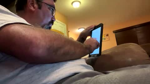 Snapshot of earl3232 chatting on 11.01.25 earl3232 online show from 11.01.25