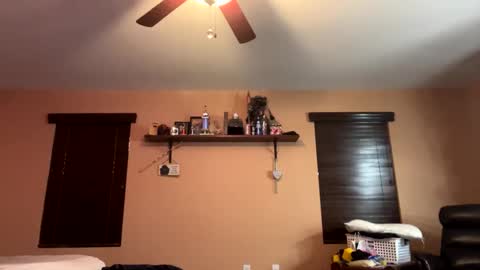 Snapshot of earl3232 chatting on 01.16.26 earl3232 online show from 01.16.26