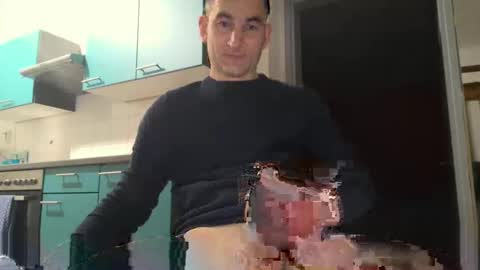 Snapshot of easystyle1 chatting on 11.21.25 Andrew online show from 11.21.25