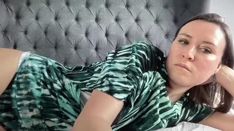 Snapshot of eatmypie69 chatting on 03.05.25 Nadia Ferreira  online show from 03.05.25