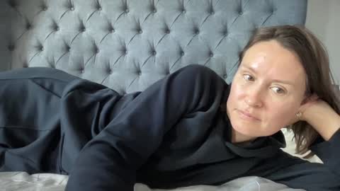 Snapshot of eatmypie69 chatting on 09.30.25 Nadia Ferreira  online show from 09.30.25