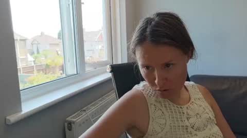 Nadia Ferreira  online show from 07.11.26