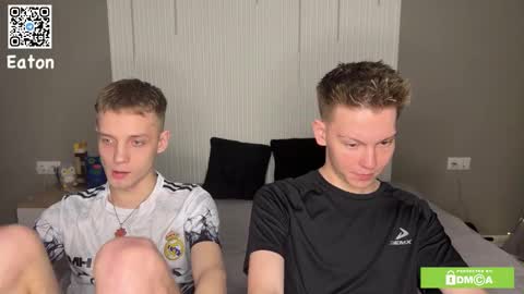 Snapshot of eaton_ chatting on 01.19.26 eaton_ online show from 01.19.26