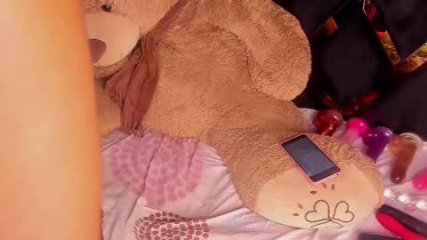 Luci  online show from 02.15.25