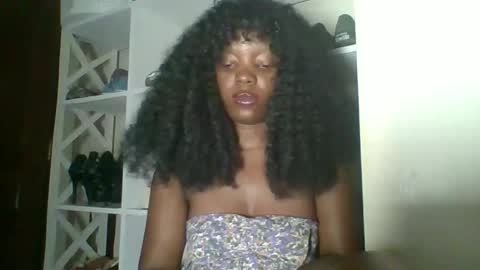 Snapshot of ebony_malkia chatting on 12.17.25 Malikia online show from 12.17.25