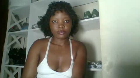Snapshot of ebony_malkia chatting on 12.23.25 Malikia online show from 12.23.25