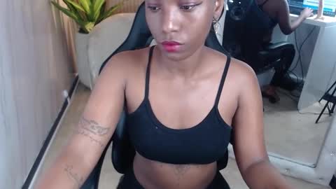 Snapshot of ebony_rose_tf chatting on 10.02.25 ebony_rose_tf online show from 10.02.25