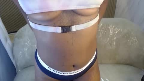Snapshot of ebony_rose_tf chatting on 10.10.25 ebony_rose_tf online show from 10.10.25