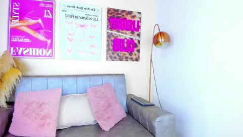 Snapshot of ebony_rossee chatting on 02.01.26 ebony_rossee online show from 02.01.26