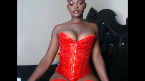 Snapshot of ebony_smut chatting on 02.18.26 Ebony Smut online show from 02.18.26