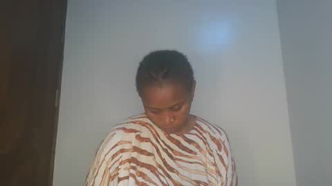 Ebony squiter online show from 12.17.25