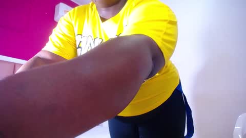 Snapshot of ebony_sugar_mommy chatting on 01.09.25 MILENA online show from 01.09.25