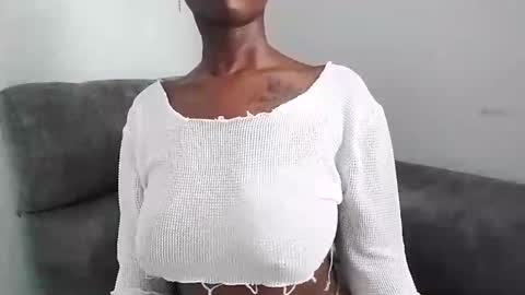 Snapshot of ebonycandymelani chatting on 02.15.25 Ebony Melanie online show from 02.15.25